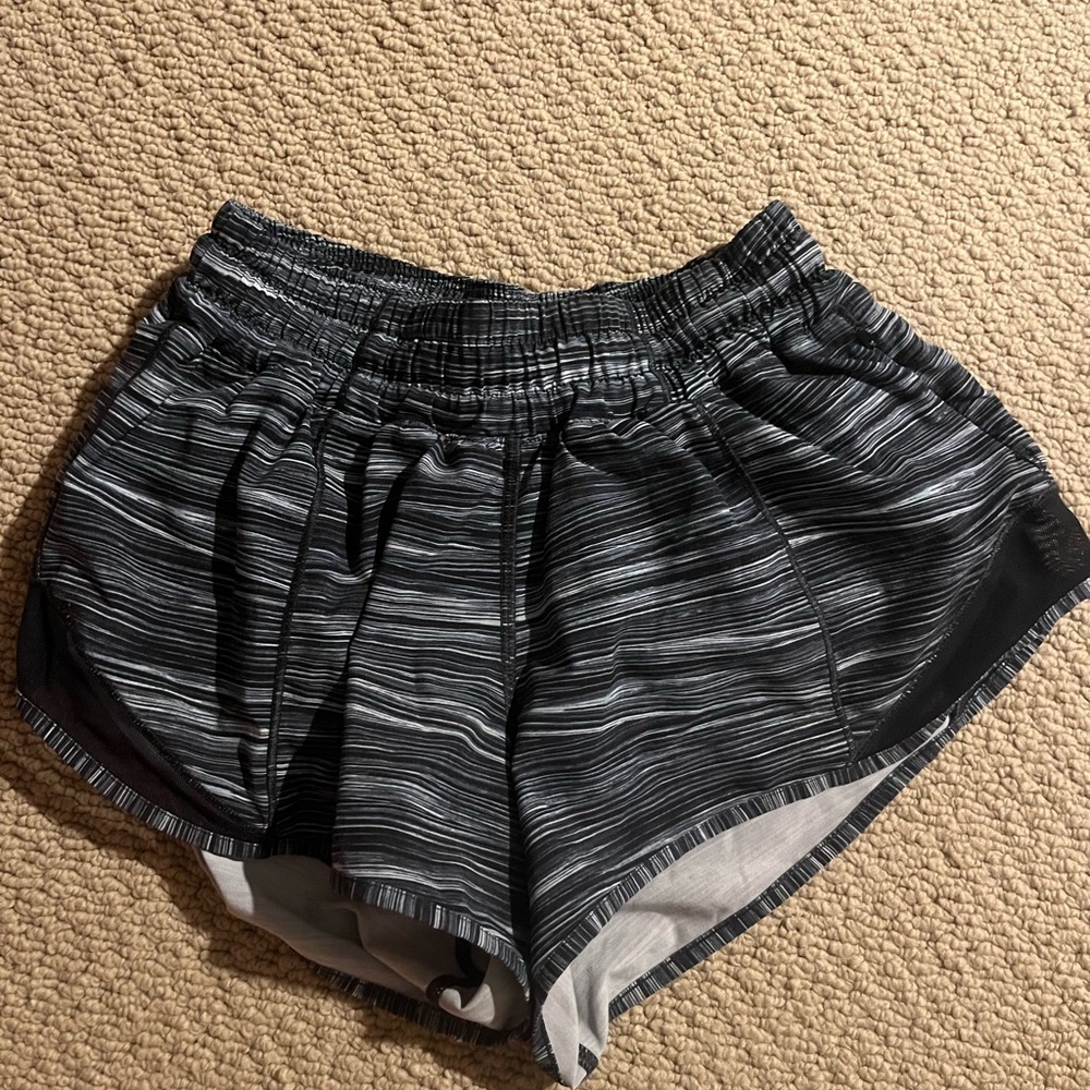 Lululemon hotty hots